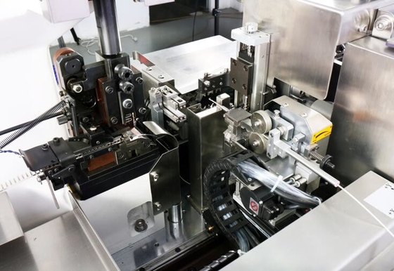 ターミナルはんだ付けするひだが付く機械19600N容量0。4 - 0。5Mpa圧力